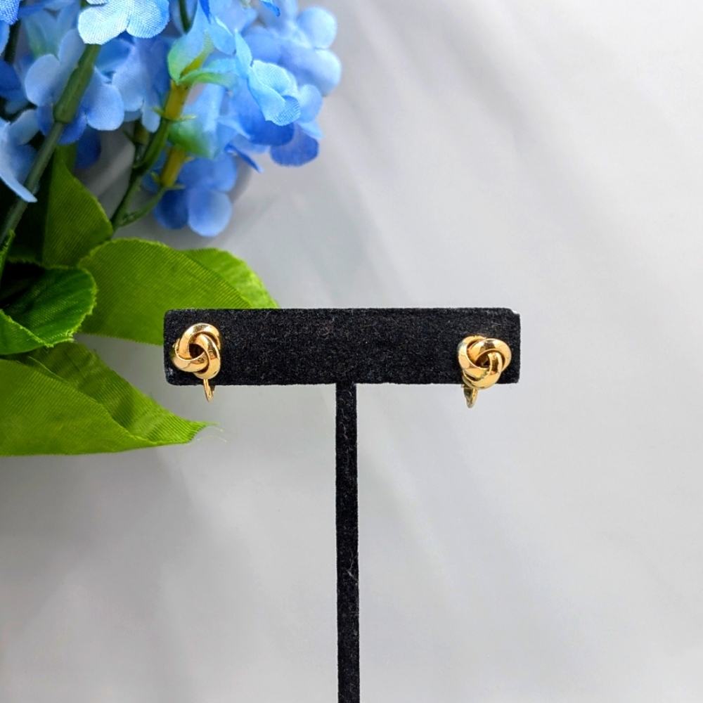 Simple Gold Plated Love Knot Design Vintage Clip On Earrings